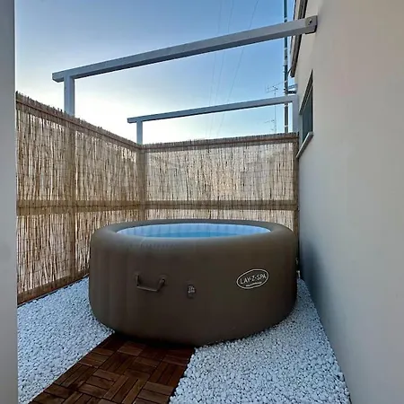 Terrace In Town Apartment *